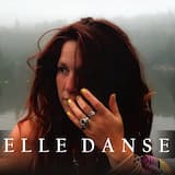 Elle danse