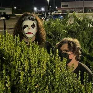 estrogen molotov avatar