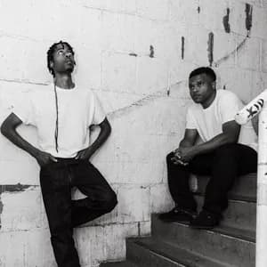 TiRon & Ayomari avatar