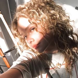 Ruby Rose Turner avatar