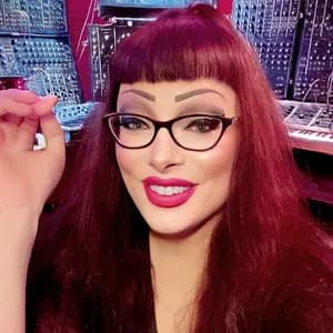 Lisa Bella Donna avatar