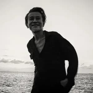 SNAKE ON THE BEACH avatar