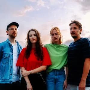 Plastic Peaches avatar