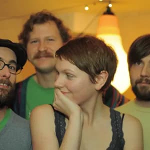 Allo Darlin’ avatar