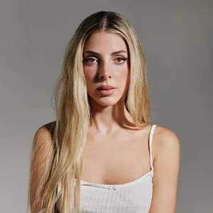Corina Smith avatar